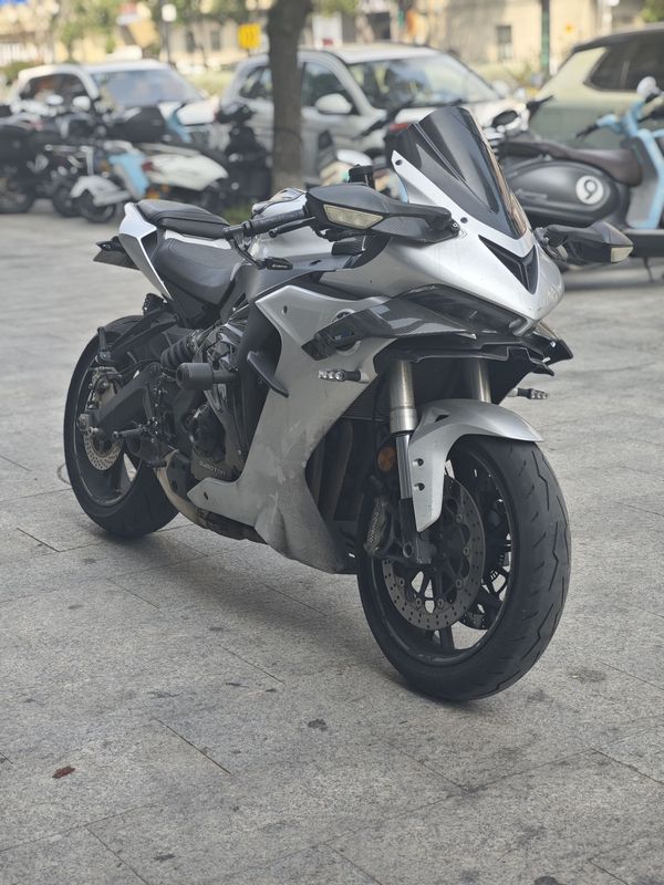 QJMOTOR 赛600