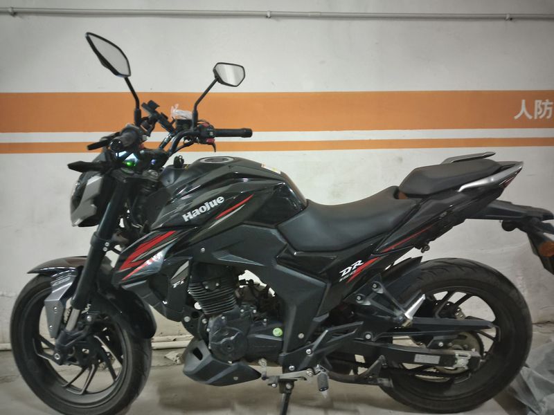 豪爵 DR150