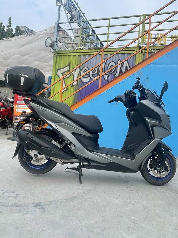 光阳 赛艇 ST250