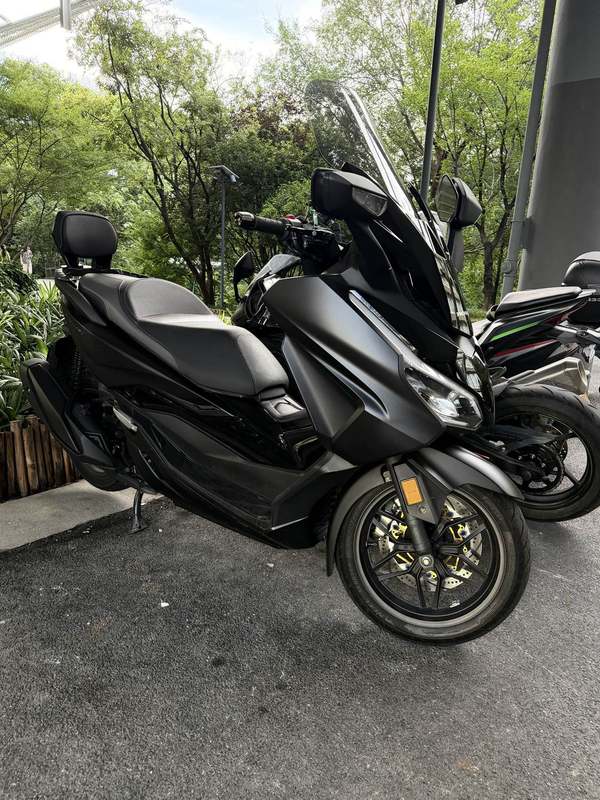 本田WING NSS350
