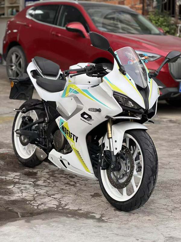 QJMOTOR 赛250