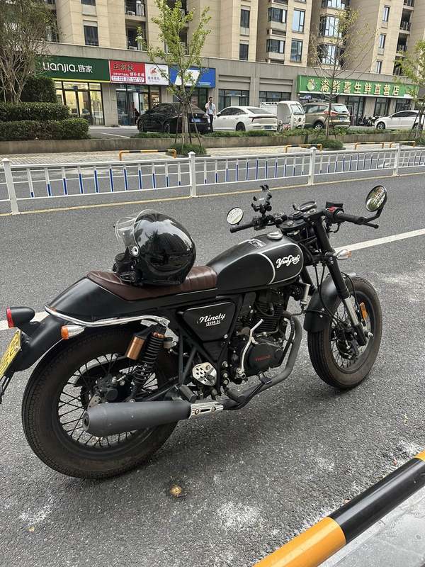 银钢 拿铁 200