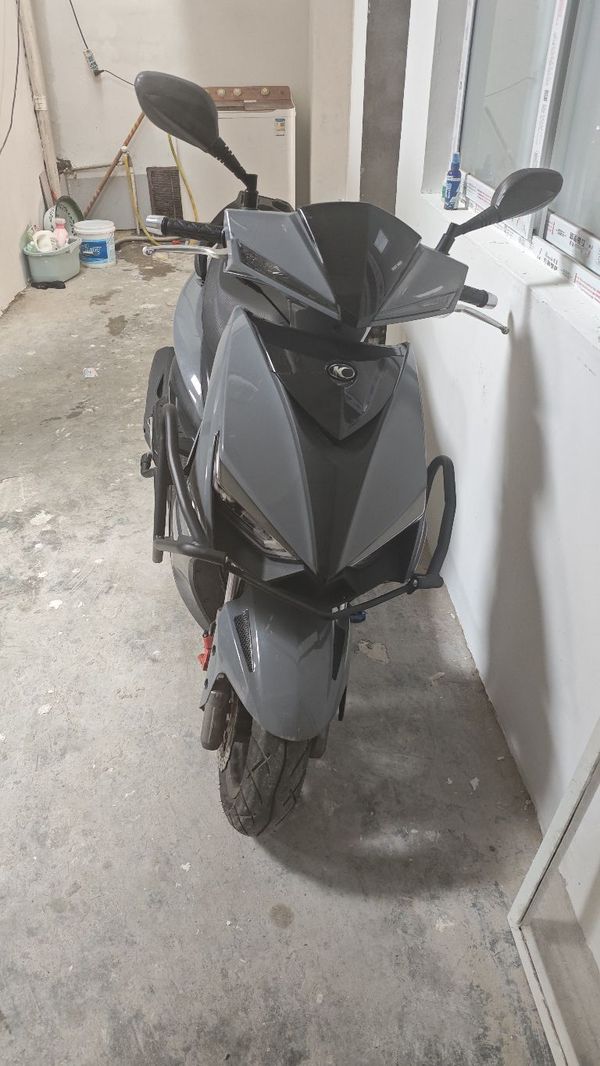 光阳 弯道150