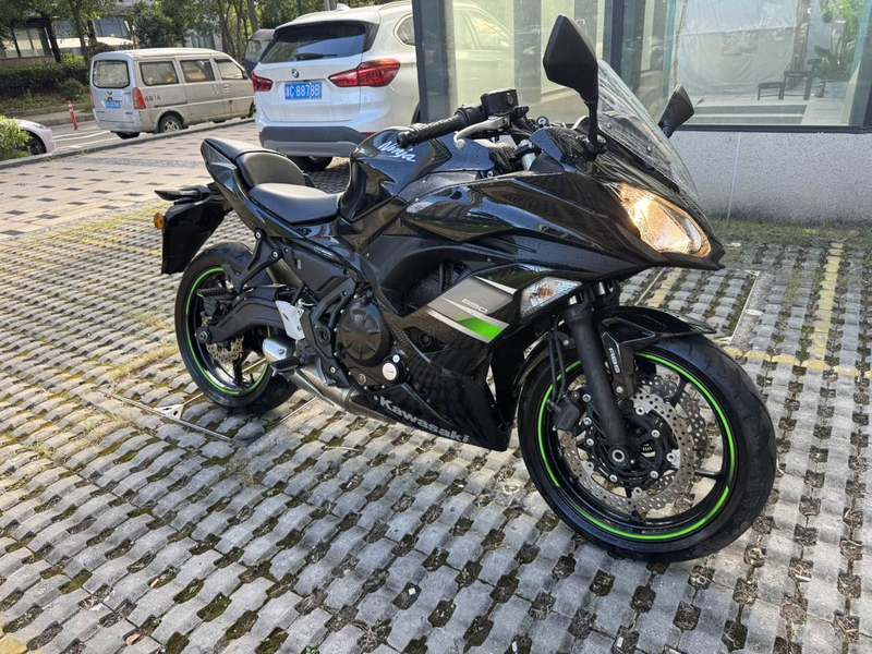 川崎 Ninja 650 