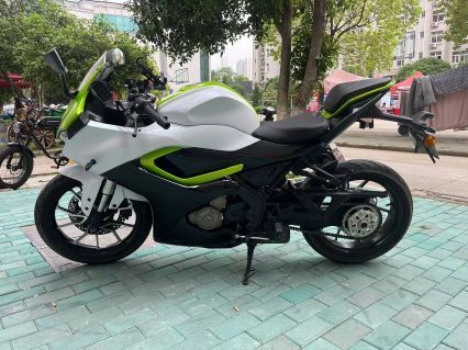 QJMOTOR 赛250