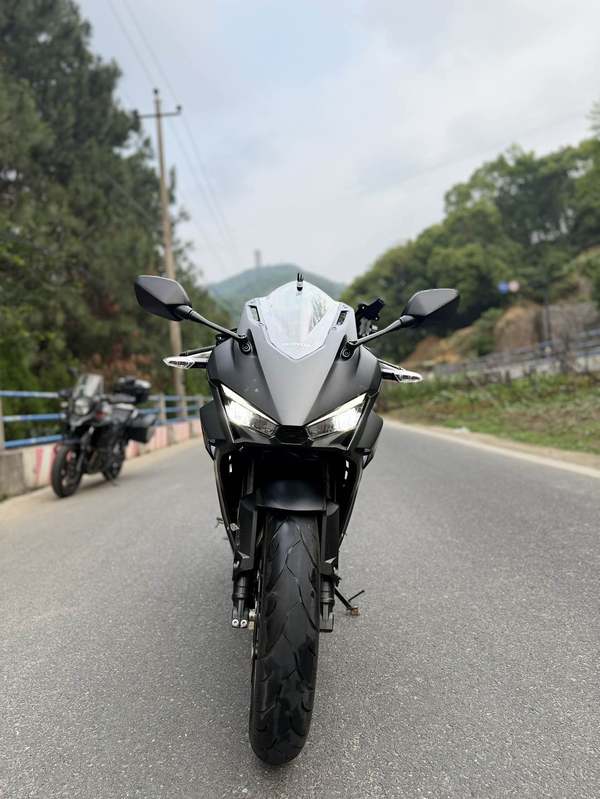 本田WING CBR400R
