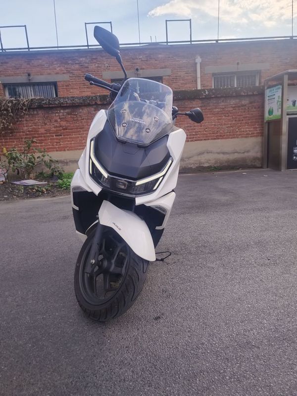 新大洲本田 NS150GX
