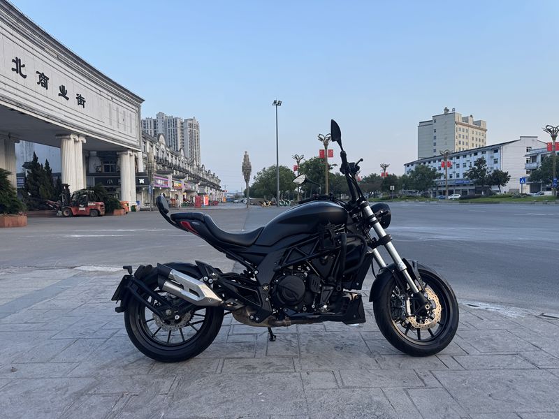 贝纳利 502C