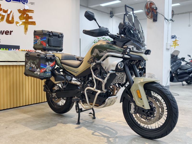 春风 800MT