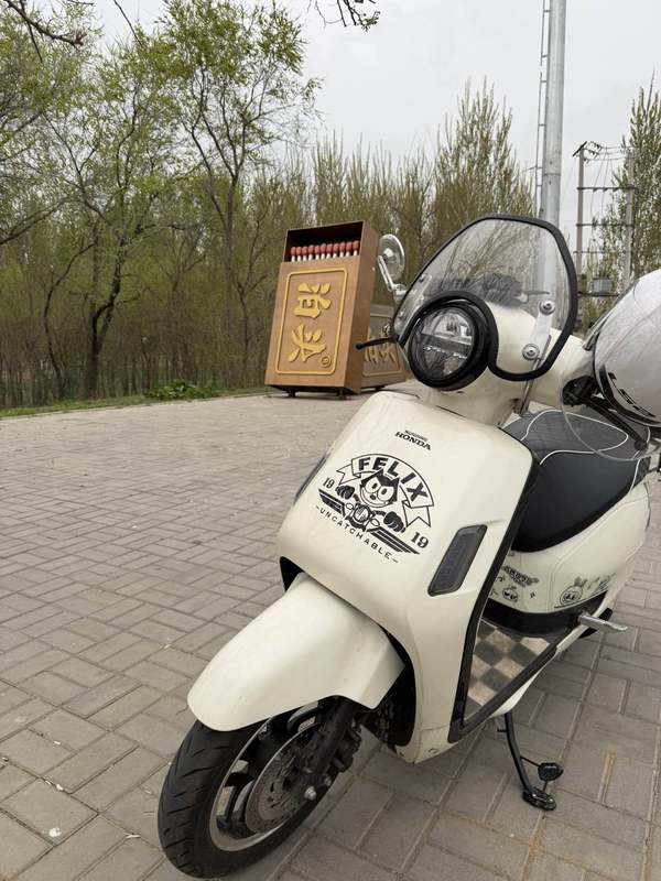 新大洲本田 NS125LA