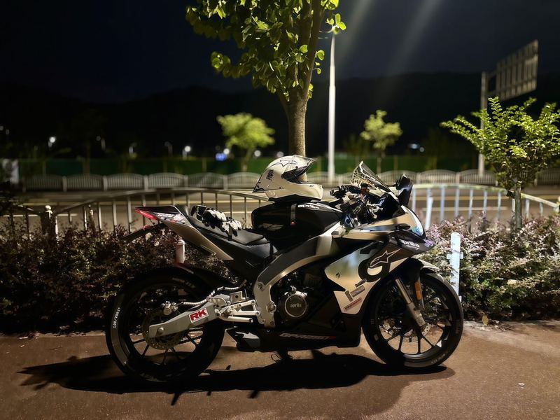 宗申阿普利亚 GPR250R