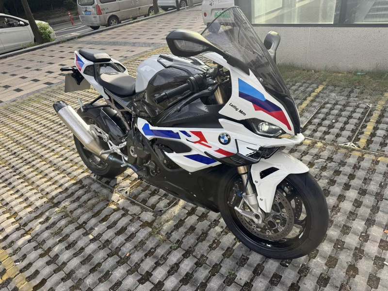 宝马 S 1000 RR