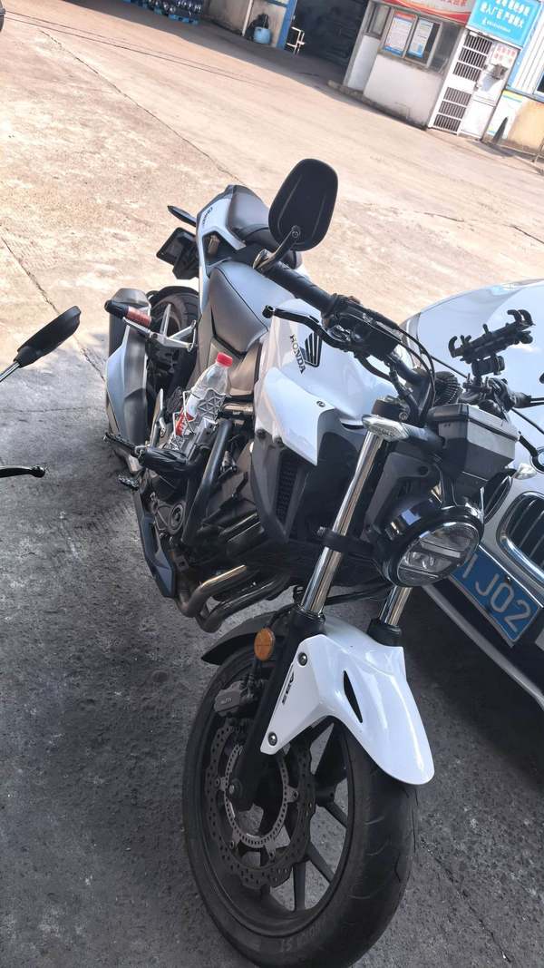 本田WING CB400F