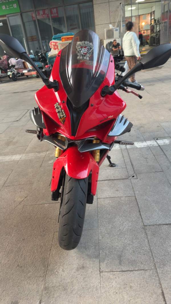 QJMOTOR 赛600