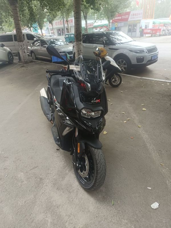 宝马 C 400
