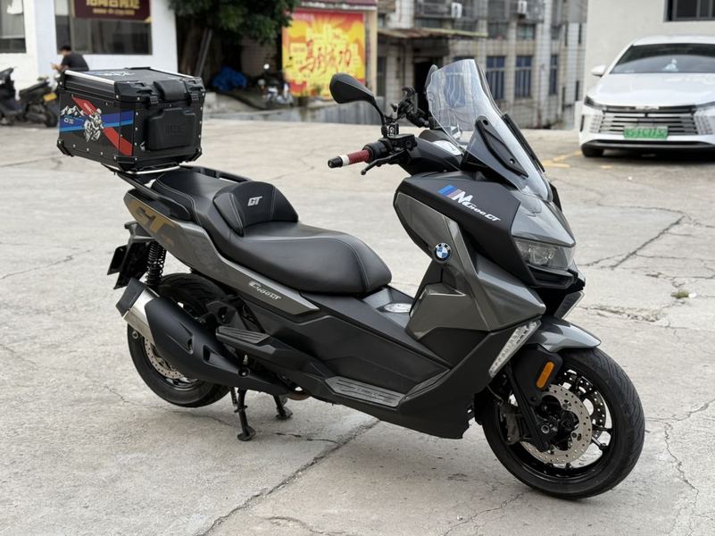 宝马 C 400