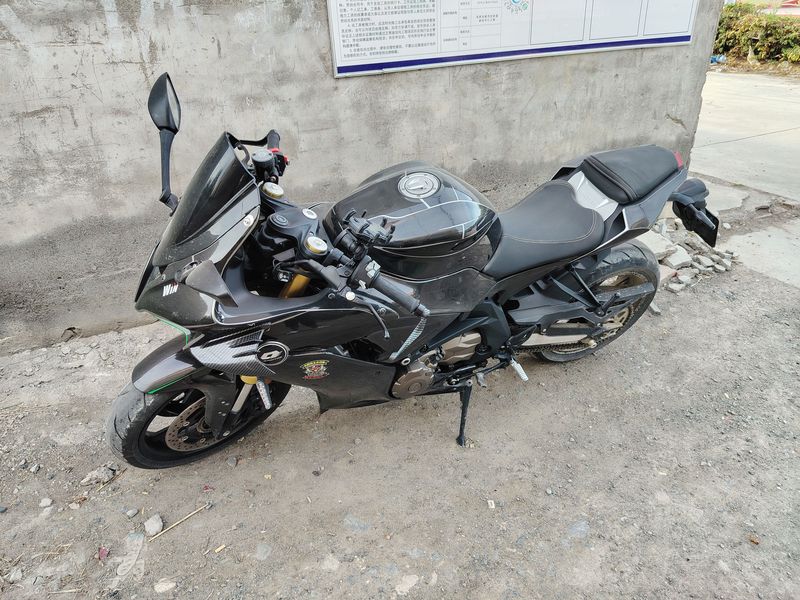 QJMOTOR 赛600