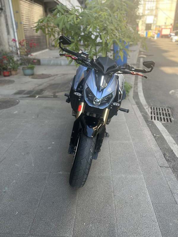 QJMOTOR 追600