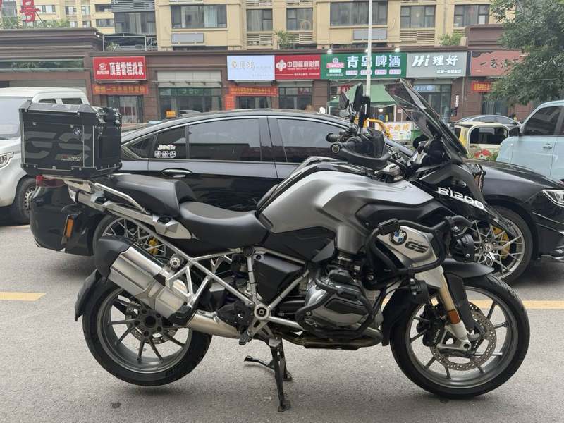 宝马 R 1200 GS