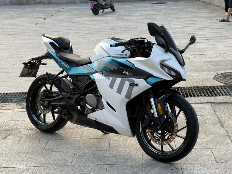 春风 250SR