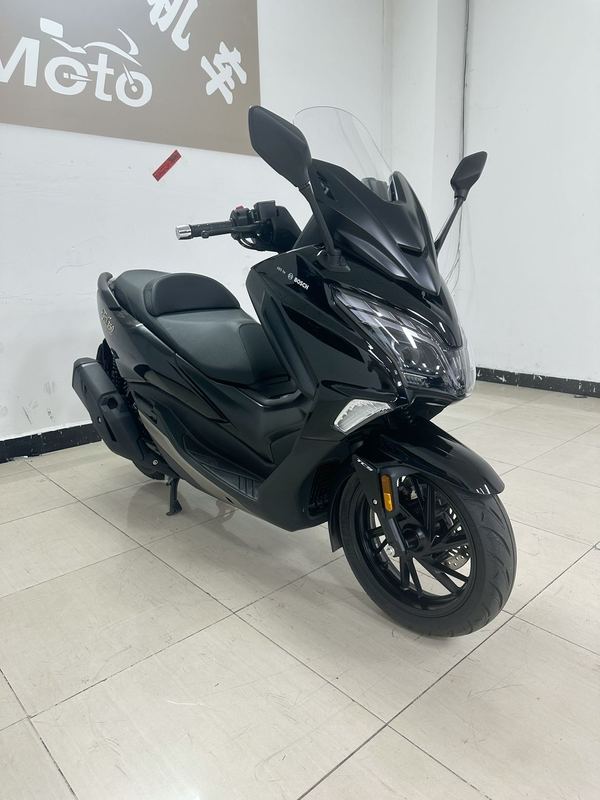 豪爵 旅行者 TVL350