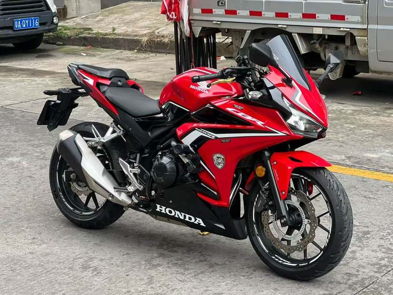 本田WING CBR400R