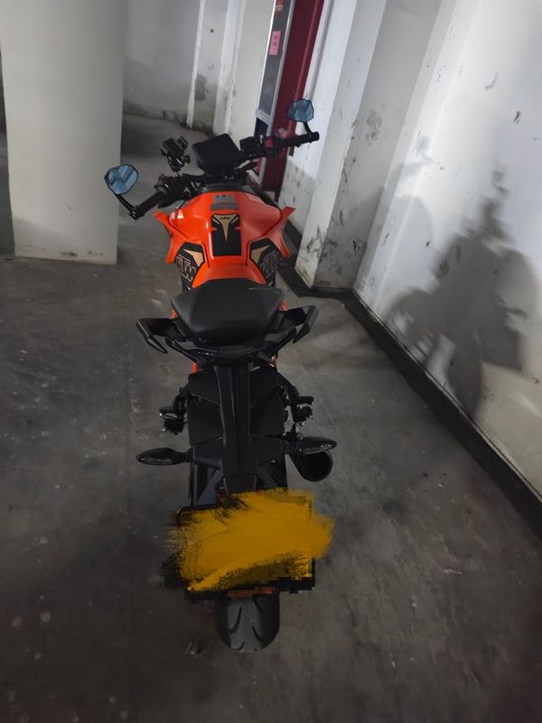 KTMR2R 390 Duke