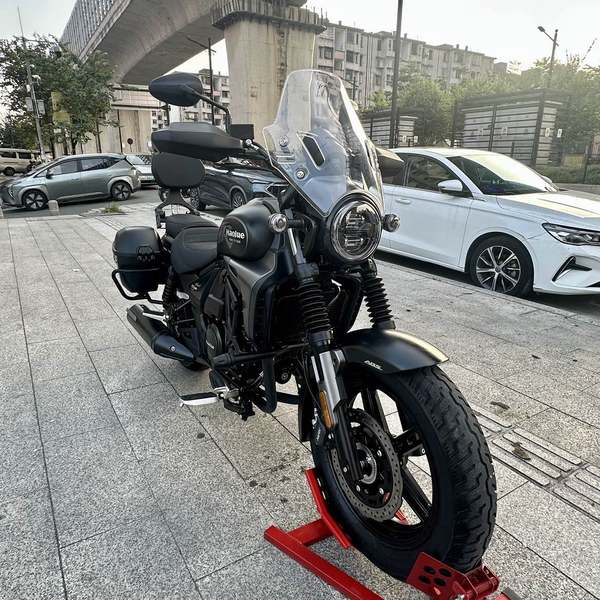 豪爵 TR300