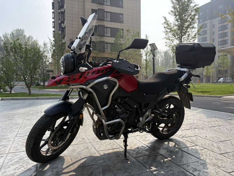 豪爵铃木 DL250