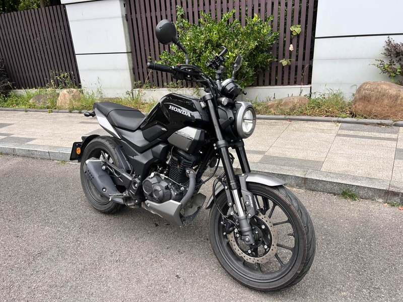 新大洲本田 CB190TR