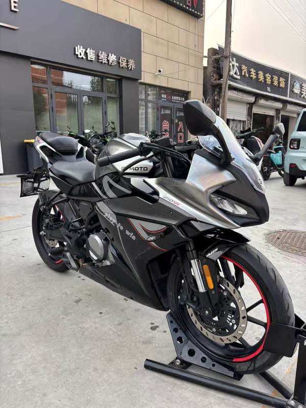 春风 250SR