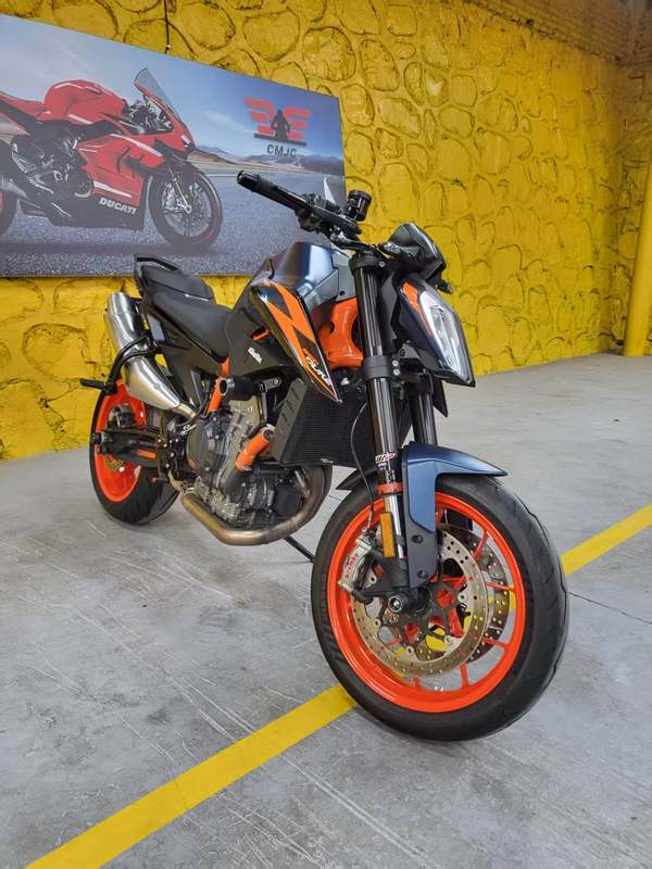 KTMR2R 890 Adventure