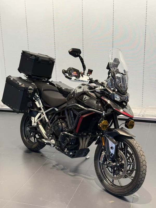 凯旋 Tiger 900