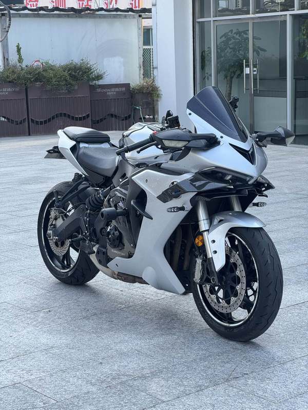 QJMOTOR 赛600