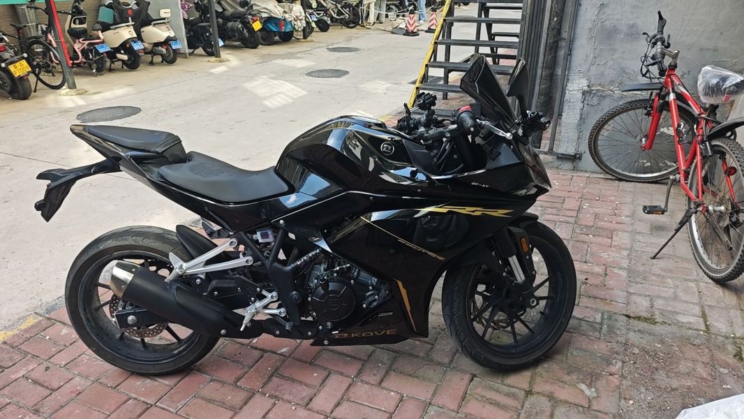 凯越 250RR 刺鸟