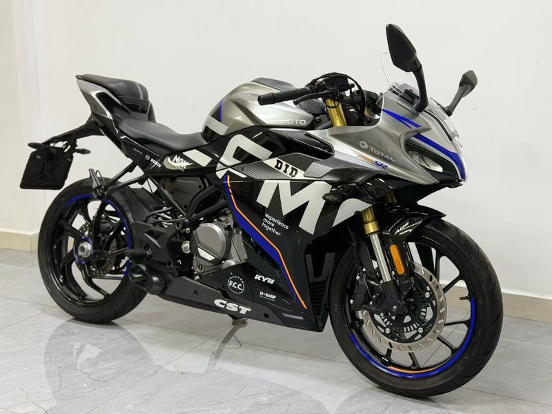 春风 250SR