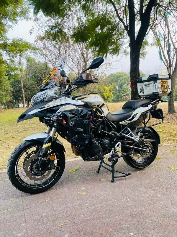 贝纳利 金鹏 TRK502