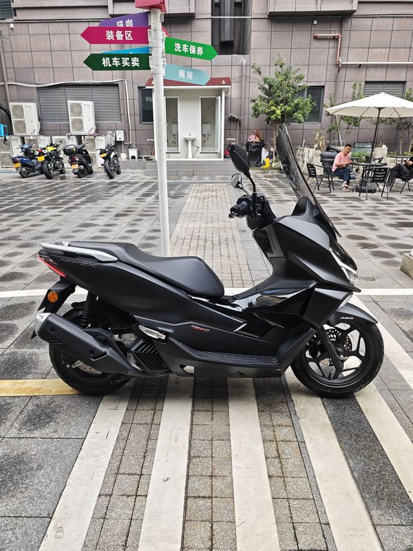 新大洲本田 NS150GX