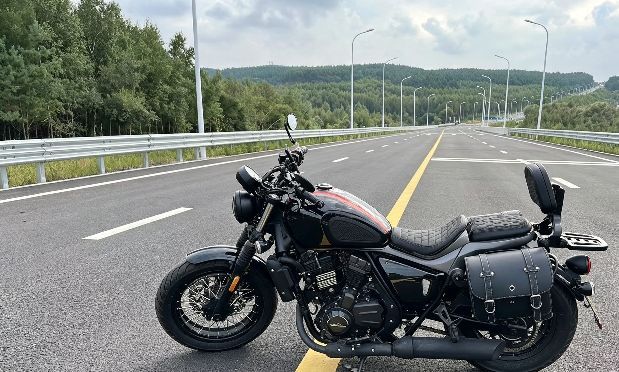 长江 Bobbie ll 700i