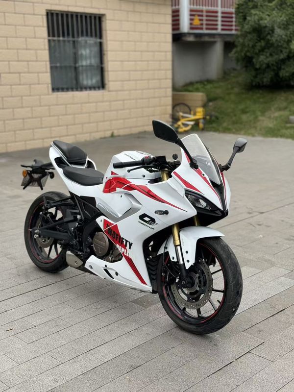 QJMOTOR 赛250