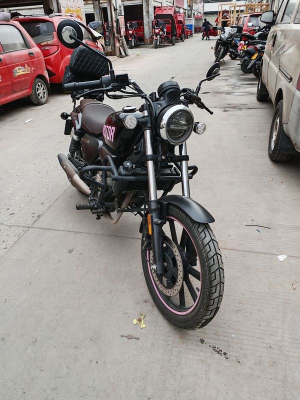 QJMOTOR 闪150
