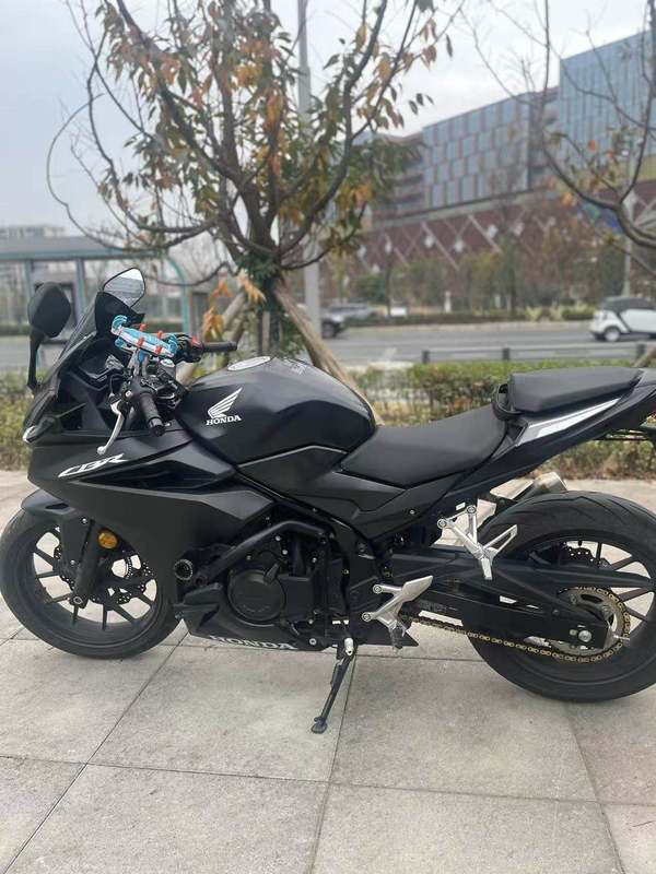本田WING CBR400R