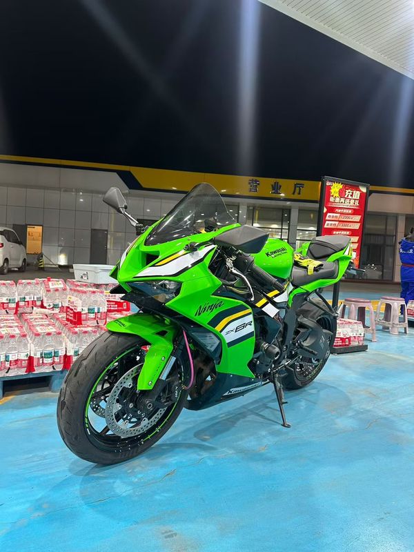 川崎 Ninja ZX-6R 