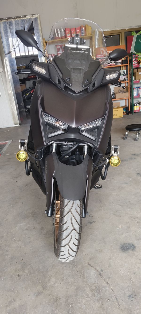 雅马哈 XMAX