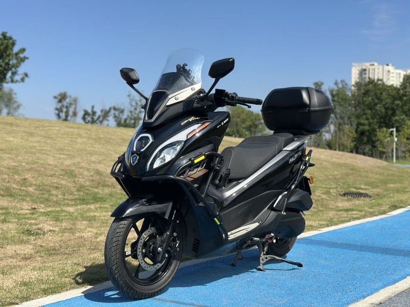 豪爵 UFR150
