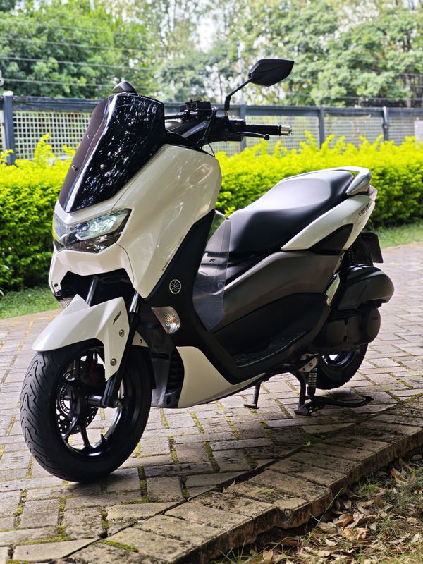 雅马哈 NMAX