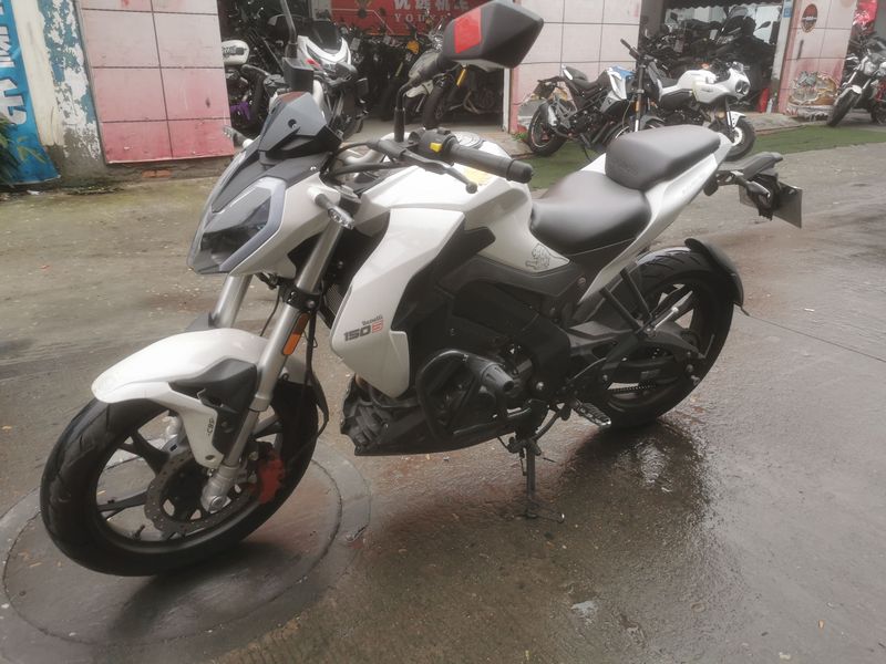 贝纳利 小迅龙 BN150S