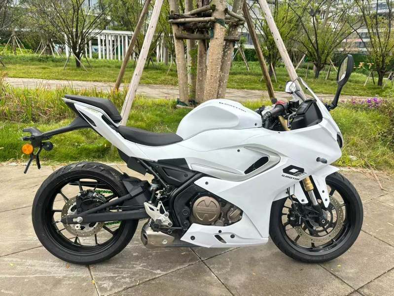 QJMOTOR 赛250