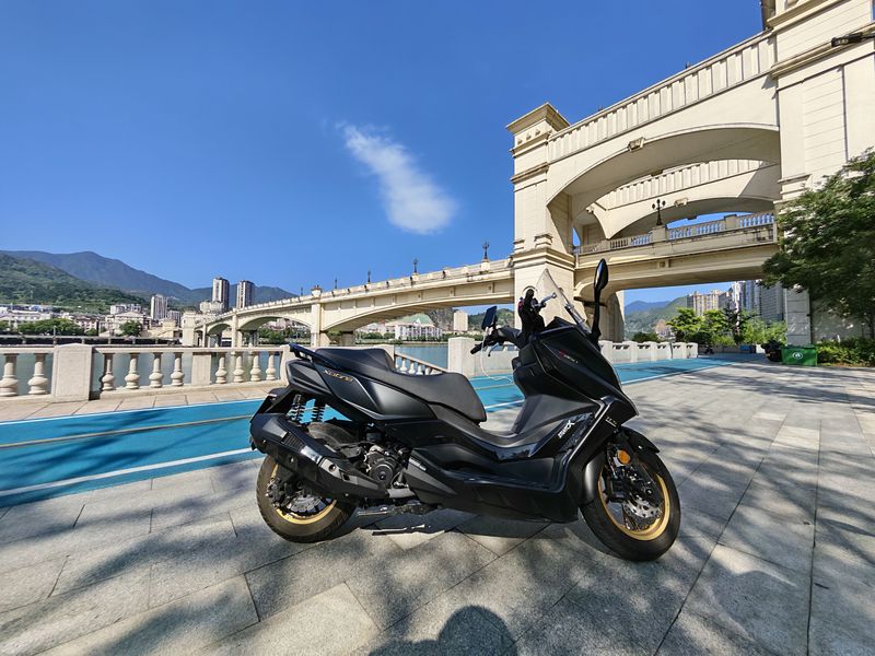 光阳 赛艇 S250