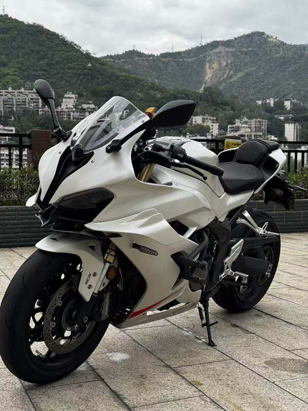 QJMOTOR 赛600